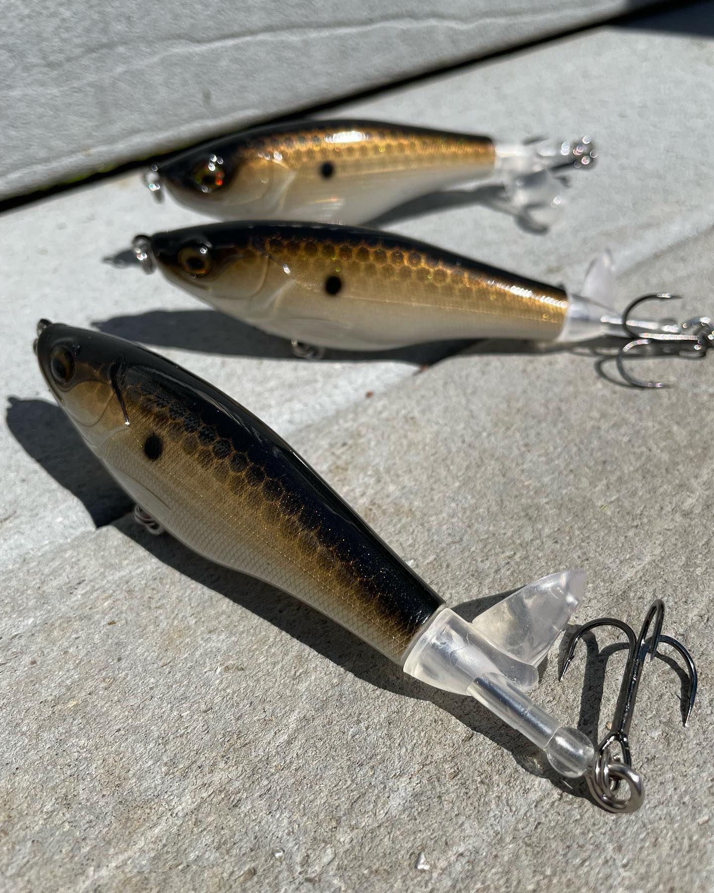 Image of hand-painted Flatside plopper 90mm - Gold Shad